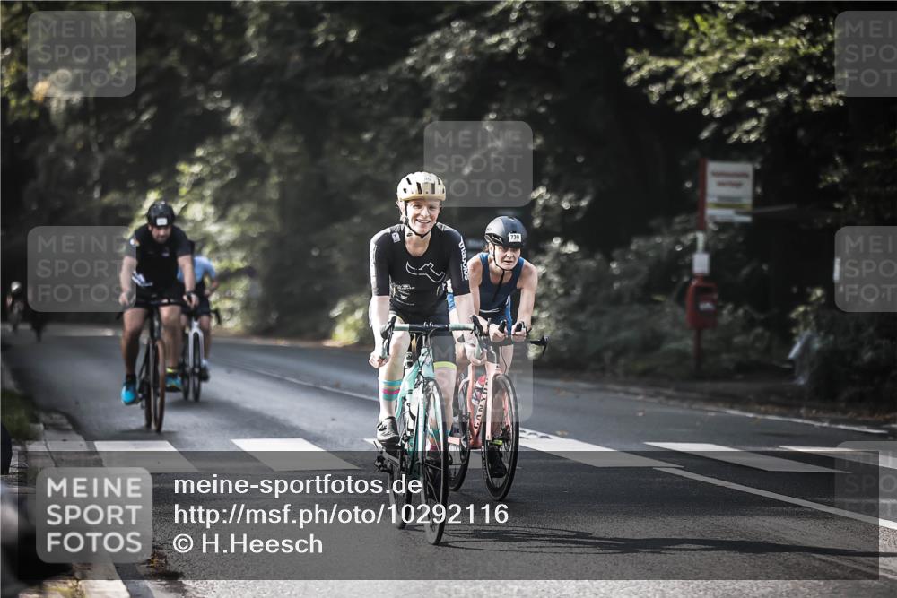 13.09.2026 - Stadtparktriathlon H.Heesch http://msf.ph/oto/10292116 13.09.2026 11:26:25 Radfahren 660, 730, 746, 792, 820, 821 meine-sportfotos.de