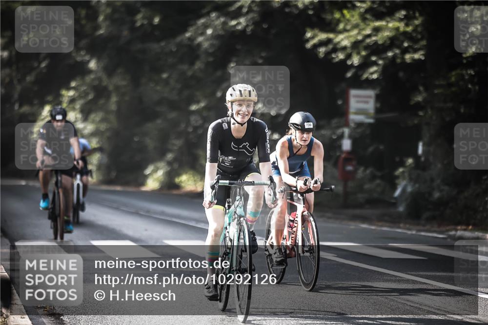 13.09.2026 - Stadtparktriathlon H.Heesch http://msf.ph/oto/10292126 13.09.2026 11:26:25 Radfahren 660, 730, 746, 792, 820, 821 meine-sportfotos.de