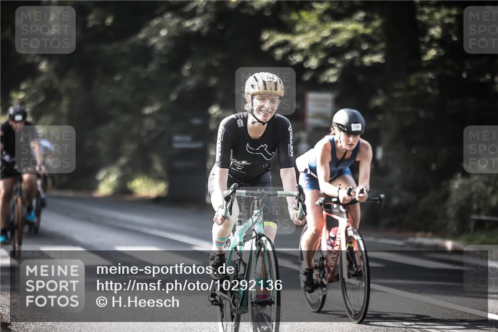 13.09.2026 - Stadtparktriathlon H.Heesch http://msf.ph/oto/10292136 13.09.2026 11:26:25 Radfahren 660, 730, 746, 792, 820, 821 meine-sportfotos.de