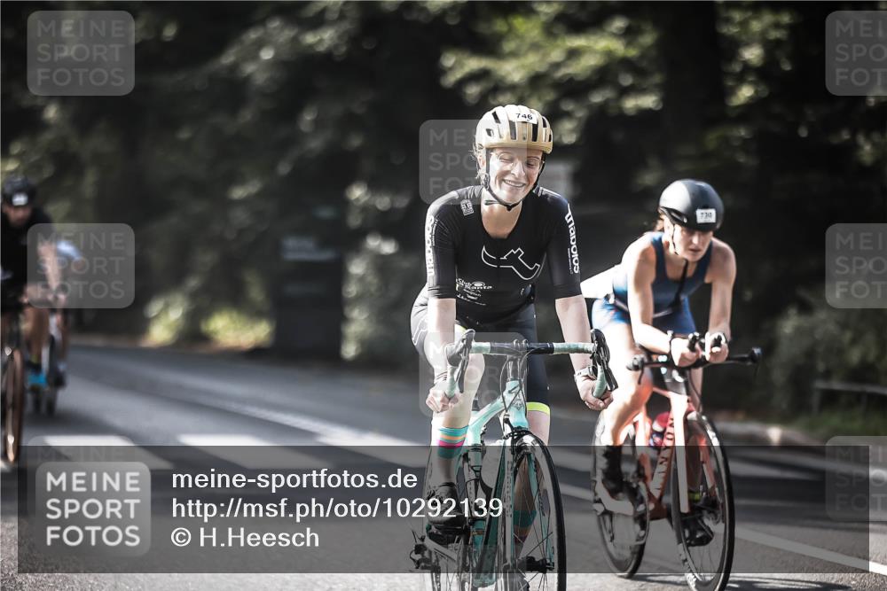 13.09.2026 - Stadtparktriathlon H.Heesch http://msf.ph/oto/10292139 13.09.2026 11:26:25 Radfahren 660, 730, 746, 792, 820, 821 meine-sportfotos.de