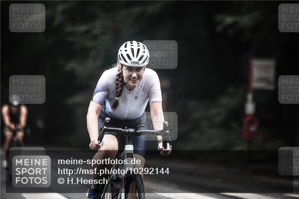 13.09.2026 - Stadtparktriathlon H.Heesch http://msf.ph/oto/10292144 13.09.2026 12:43:51 Radfahren 1090, 1181, 1209, 1220, 1277, 1295 meine-sportfotos.de