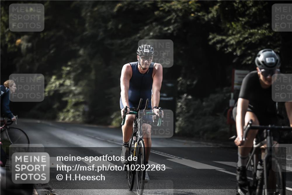 13.09.2026 - Stadtparktriathlon H.Heesch http://msf.ph/oto/10292263 13.09.2026 11:26:41 Radfahren 685, 694, 710, 778 meine-sportfotos.de