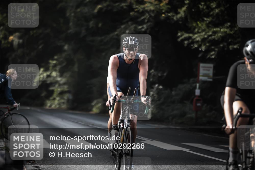 13.09.2026 - Stadtparktriathlon H.Heesch http://msf.ph/oto/10292266 13.09.2026 11:26:42 Radfahren 685, 694, 778 meine-sportfotos.de
