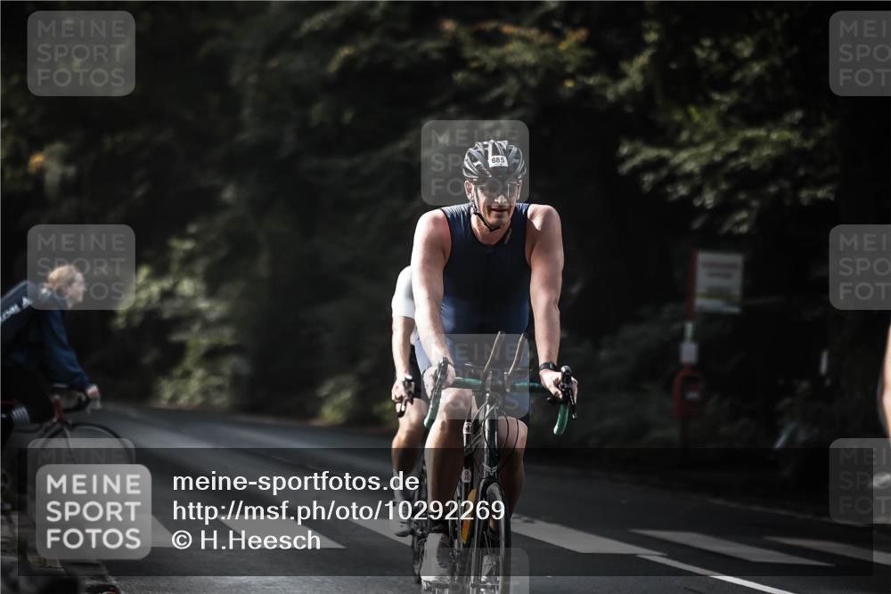 13.09.2026 - Stadtparktriathlon H.Heesch http://msf.ph/oto/10292269 13.09.2026 11:26:42 Radfahren 685, 694, 778 meine-sportfotos.de