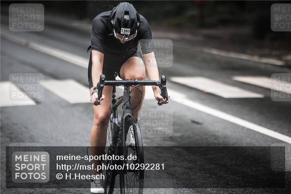 13.09.2026 - Stadtparktriathlon H.Heesch http://msf.ph/oto/10292281 13.09.2026 12:44:04 Radfahren 1112, 1169, 1304 meine-sportfotos.de