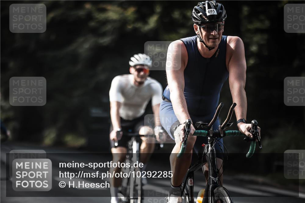 13.09.2026 - Stadtparktriathlon H.Heesch http://msf.ph/oto/10292285 13.09.2026 11:26:42 Radfahren 685, 694, 778 meine-sportfotos.de