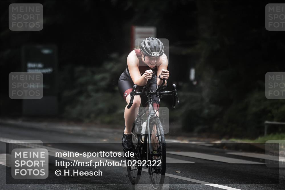 13.09.2026 - Stadtparktriathlon H.Heesch http://msf.ph/oto/10292322 13.09.2026 12:44:42 Radfahren 1121, 1148, 1257, 1278 meine-sportfotos.de