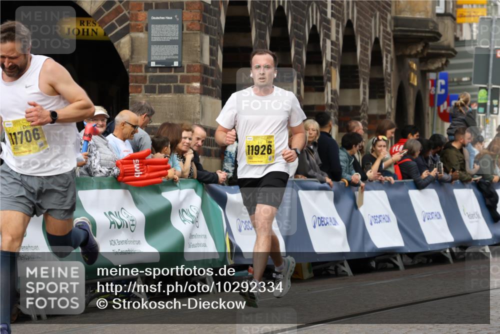 13.09.2026 - 21. swb-Marathon Bremen Strokosch-Dieckow http://msf.ph/oto/10292334 13.09.2026 10:46:26 Ziel 10447, 10992, 11706, 11925, 11956, 12556, 12557, 13529, 13609, 13612, 13640, 10590, 10897, 11110, 11155, 11356, 12035, 13511 meine-sportfotos.de