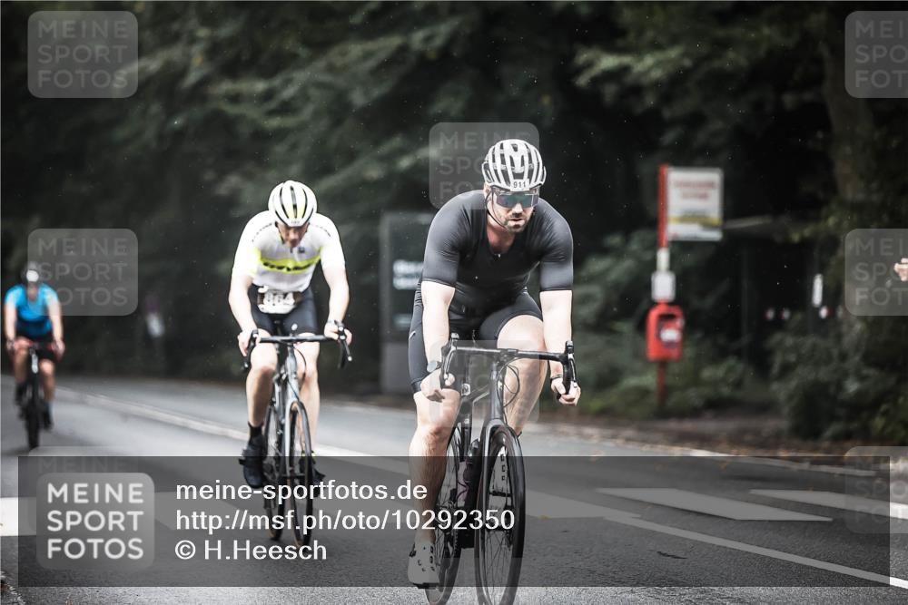13.09.2026 - Stadtparktriathlon H.Heesch http://msf.ph/oto/10292350 13.09.2026 11:37:22 Radfahren 724, 761, 836, 864, 896, 906, 911, 926 meine-sportfotos.de
