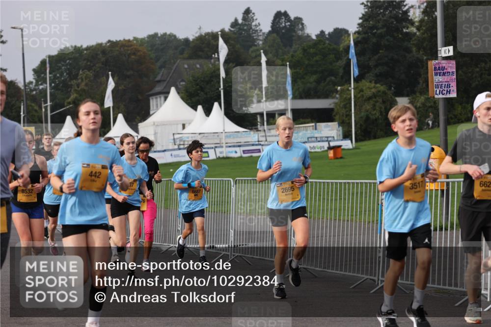 13.09.2026 - Kiel Lauf Andreas Tolksdorf http://msf.ph/oto/10292384 13.09.2026 09:25:10 Kiellinie 8532, 442, 76, 6687, 2695, 3517, 662 meine-sportfotos.de