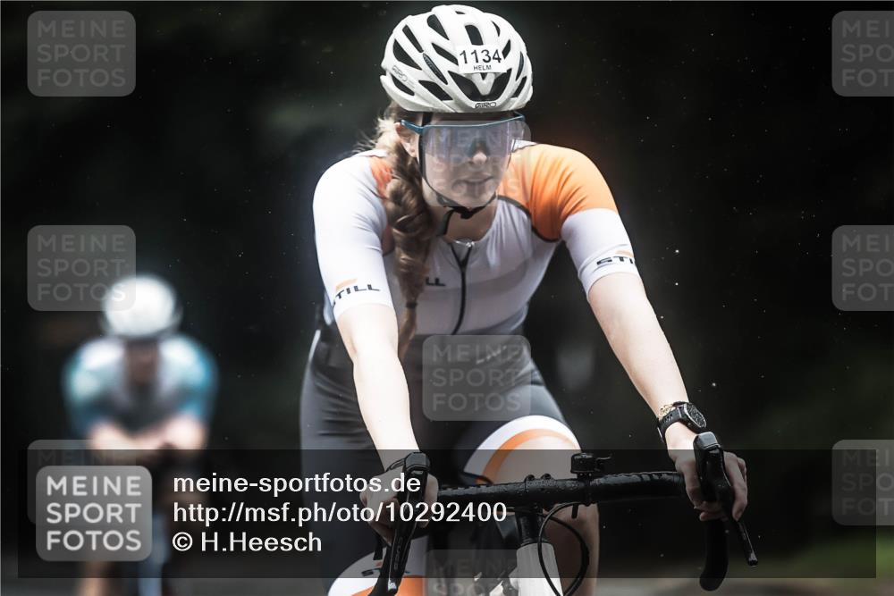 13.09.2026 - Stadtparktriathlon H.Heesch http://msf.ph/oto/10292400 13.09.2026 12:44:50 Radfahren 1078, 1102, 1134, 1157, 1233, 1247, 1256, 1257, 1258, 1302 meine-sportfotos.de
