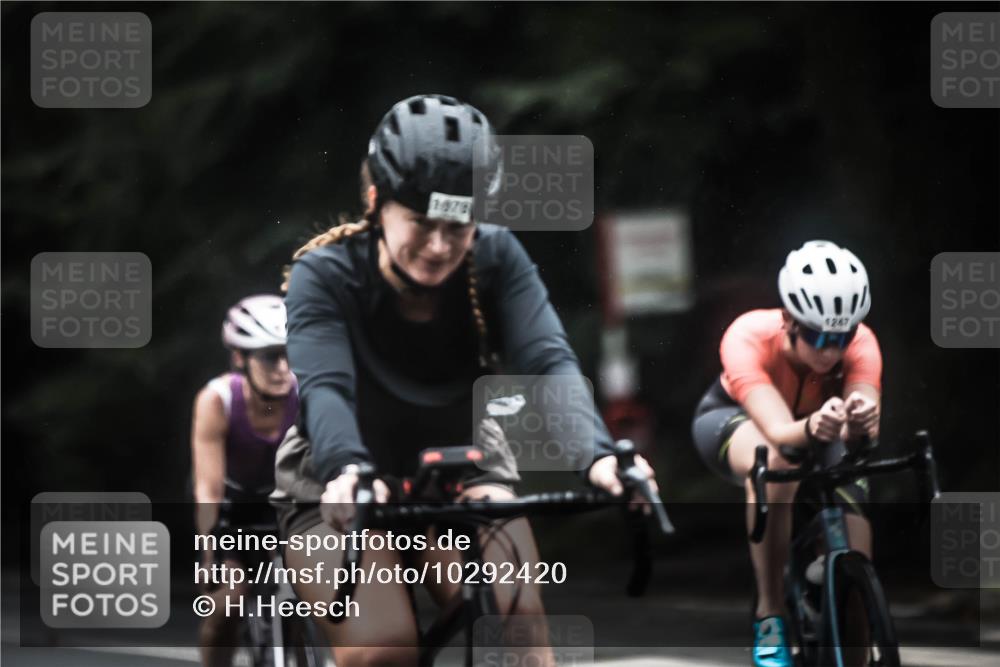 13.09.2026 - Stadtparktriathlon H.Heesch http://msf.ph/oto/10292420 13.09.2026 12:44:53 Radfahren 1078, 1081, 1102, 1134, 1157, 1233, 1247, 1256, 1257, 1258, 1302 meine-sportfotos.de