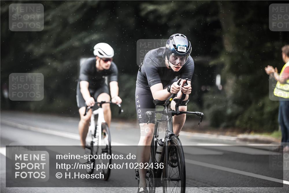13.09.2026 - Stadtparktriathlon H.Heesch http://msf.ph/oto/10292436 13.09.2026 11:37:27 Radfahren 724, 761, 836, 864, 896, 911, 923 meine-sportfotos.de