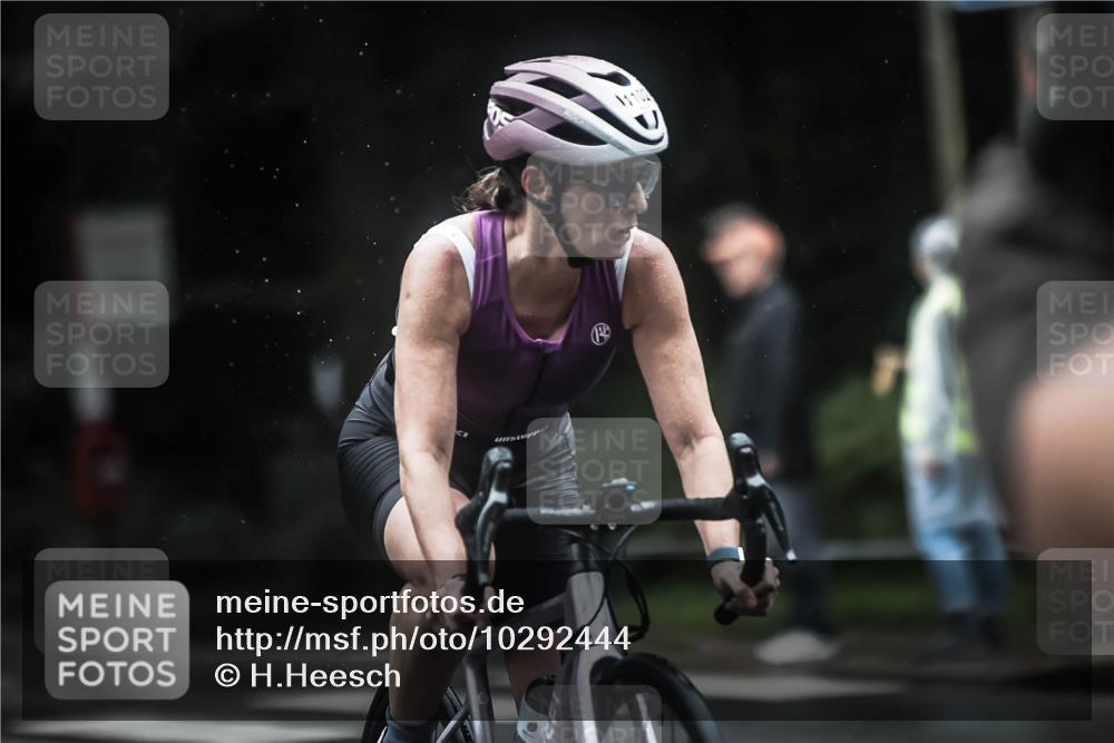 13.09.2026 - Stadtparktriathlon H.Heesch http://msf.ph/oto/10292444 13.09.2026 12:44:53 Radfahren 1078, 1081, 1102, 1134, 1157, 1233, 1247, 1256, 1257, 1258, 1302 meine-sportfotos.de