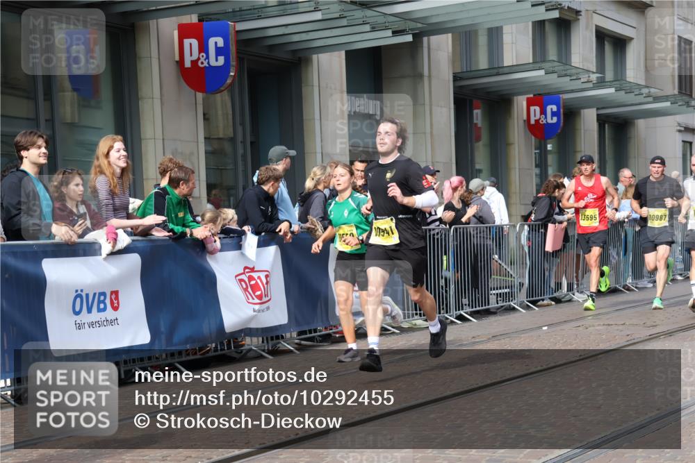 13.09.2026 - 21. swb-Marathon Bremen Strokosch-Dieckow http://msf.ph/oto/10292455 13.09.2026 10:45:37 Ziel 10436, 10464, 10987, 11015, 11279, 11559, 11762, 11845, 11956, 12033, 12069, 12087, 12556, 12557, 13529, 13595, 13612, 10318, 10352, 10398, 10536, 10541, 10583, 11063, 11088, 11209, 11232, 11478, 11559, 11695, 11749, 11835, 11845, 12054, 12087, 12290, 12355, 12475, 12534, 13532, 13628 meine-sportfotos.de