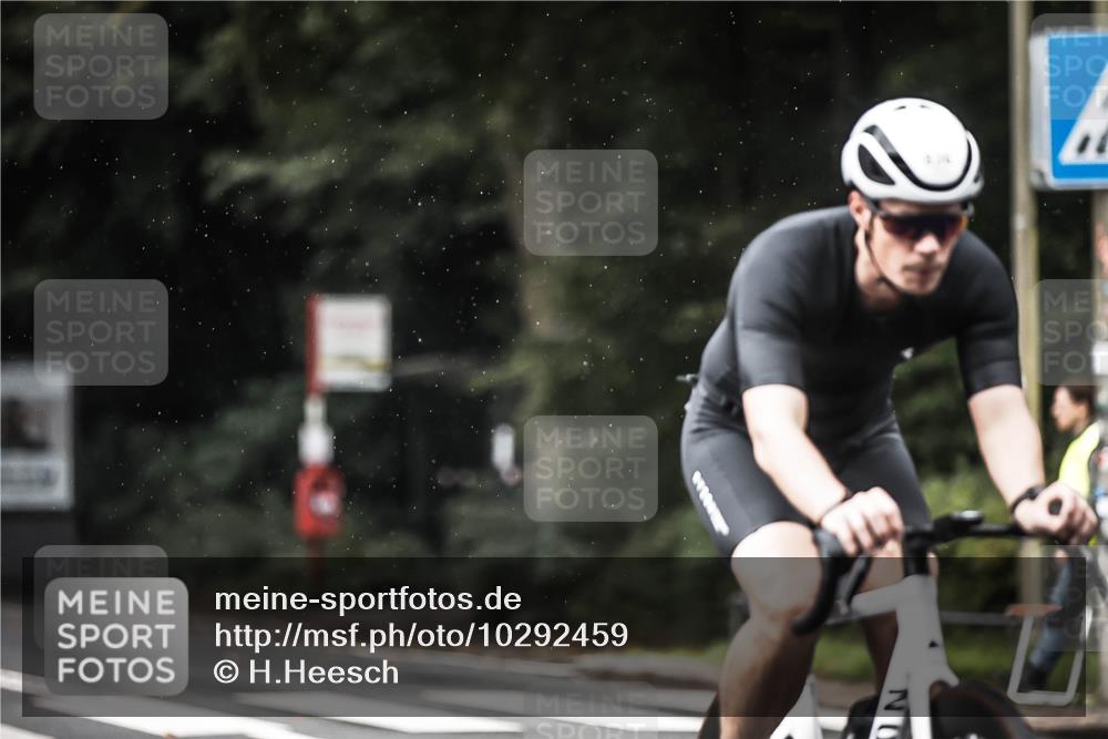 13.09.2026 - Stadtparktriathlon H.Heesch http://msf.ph/oto/10292459 13.09.2026 11:37:28 Radfahren 724, 829, 836, 864, 896, 911, 923 meine-sportfotos.de