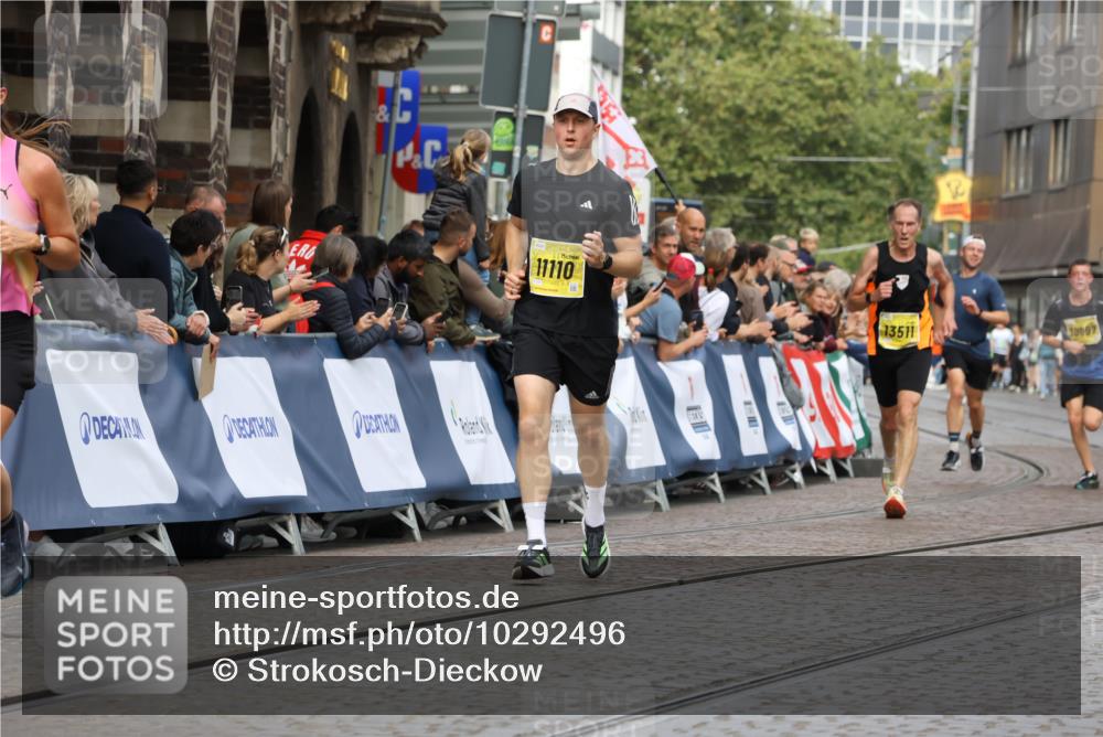 13.09.2026 - 21. swb-Marathon Bremen Strokosch-Dieckow http://msf.ph/oto/10292496 13.09.2026 10:46:37 Ziel 10228, 10447, 10992, 11287, 11706, 11925, 11926, 13609, 13640, 10445, 12364, 12375 meine-sportfotos.de