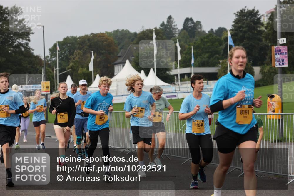 13.09.2026 - Kiel Lauf Andreas Tolksdorf http://msf.ph/oto/10292521 13.09.2026 09:25:19 Kiellinie 4, 39, 6, 771, 420, 418, 35, 2166, 38, 11246, 8191 meine-sportfotos.de