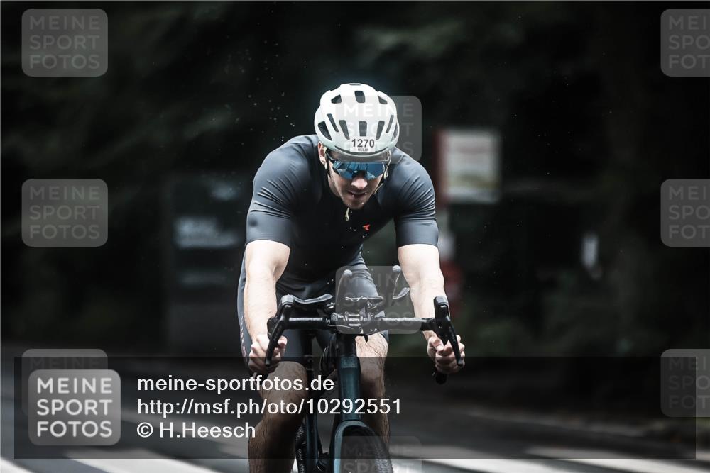 13.09.2026 - Stadtparktriathlon H.Heesch http://msf.ph/oto/10292551 13.09.2026 12:45:07 Radfahren 1203, 1270, 1274, 1285, 1286 meine-sportfotos.de