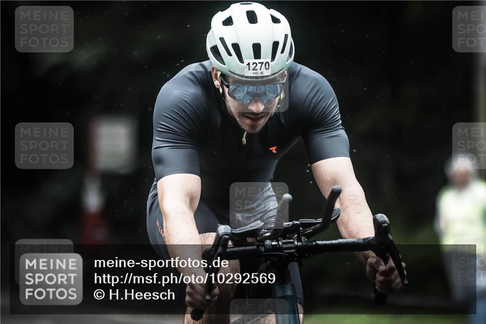 13.09.2026 - Stadtparktriathlon H.Heesch http://msf.ph/oto/10292569 13.09.2026 12:45:07 Radfahren 1203, 1270, 1274, 1285, 1286 meine-sportfotos.de