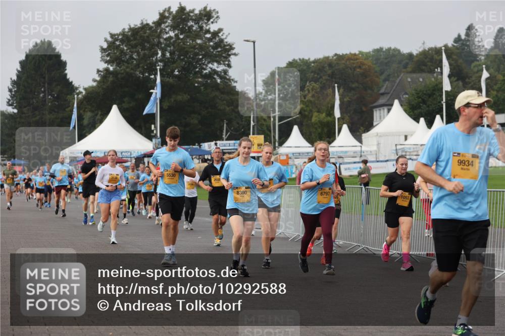 13.09.2026 - Kiel Lauf Andreas Tolksdorf http://msf.ph/oto/10292588 13.09.2026 09:25:25 Kiellinie 5530, 3138, 2608, 8300, 6797, 1053, 9934 meine-sportfotos.de