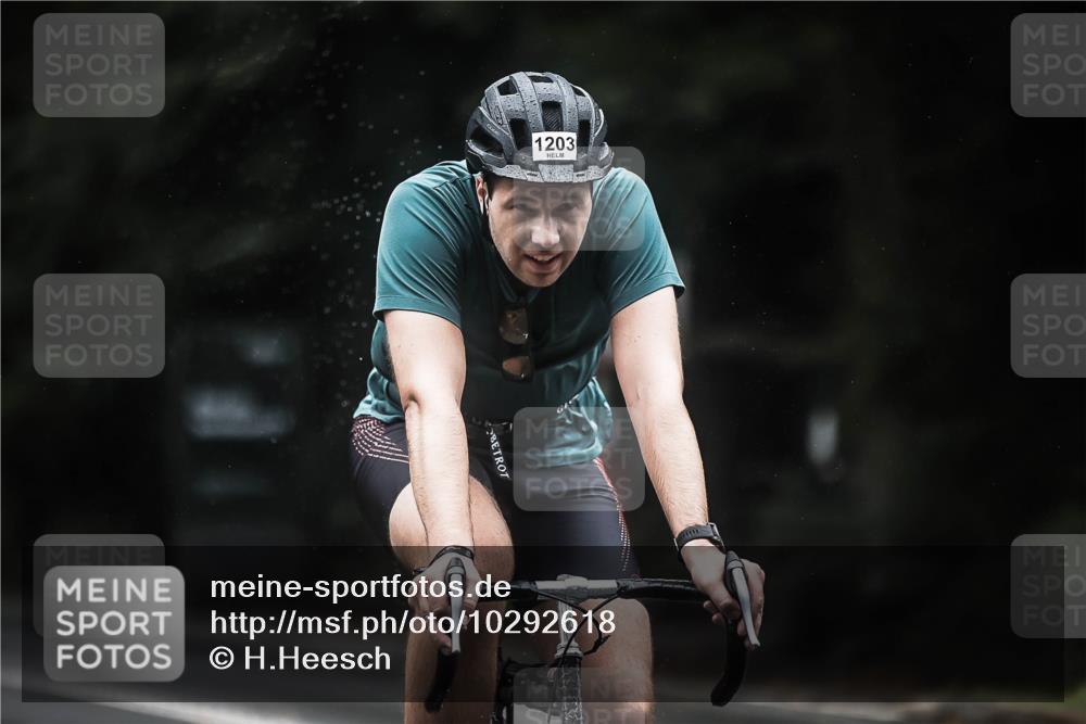 13.09.2026 - Stadtparktriathlon H.Heesch http://msf.ph/oto/10292618 13.09.2026 12:45:10 Radfahren 1203, 1270, 1274, 1285 meine-sportfotos.de