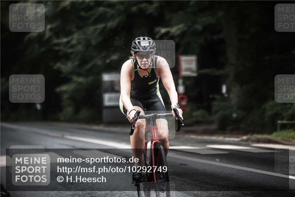 13.09.2026 - Stadtparktriathlon H.Heesch http://msf.ph/oto/10292749 13.09.2026 12:45:32 Radfahren 1088, 1120, 1225, 1226, 1298 meine-sportfotos.de