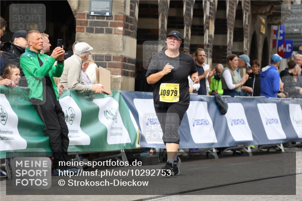 13.09.2026 - 21. swb-Marathon Bremen Strokosch-Dieckow http://msf.ph/oto/10292753 13.09.2026 11:17:33 Ziel 10335, 10773, 10779, 11355, 11495, 11672, 12101, 10756, 11367, 11932, 12226, 12292 meine-sportfotos.de