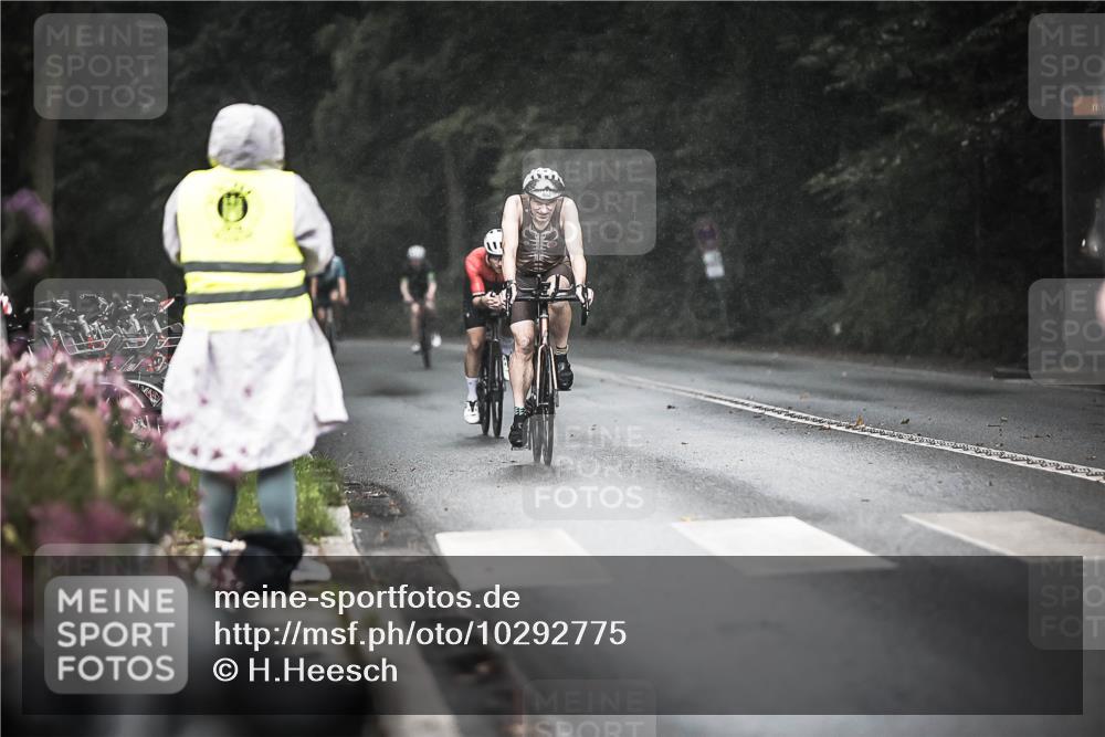 13.09.2026 - Stadtparktriathlon H.Heesch http://msf.ph/oto/10292775 13.09.2026 11:38:13 Radfahren 839, 871, 877, 882, 895, 946 meine-sportfotos.de