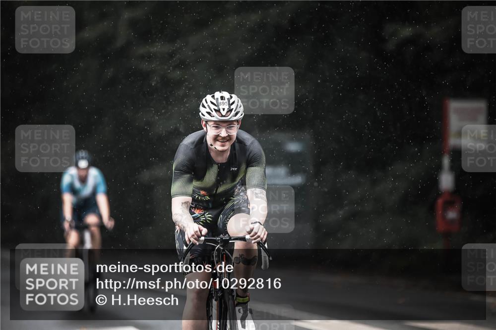 13.09.2026 - Stadtparktriathlon H.Heesch http://msf.ph/oto/10292816 13.09.2026 11:38:20 Radfahren 589, 745, 874, 877, 882, 895 meine-sportfotos.de