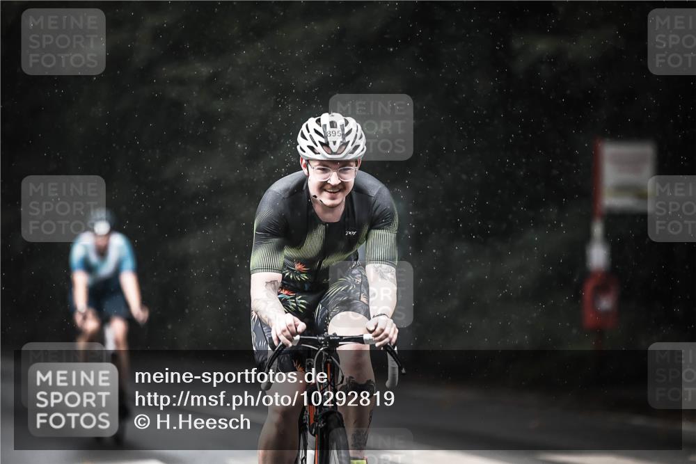 13.09.2026 - Stadtparktriathlon H.Heesch http://msf.ph/oto/10292819 13.09.2026 11:38:20 Radfahren 589, 745, 874, 877, 882, 895 meine-sportfotos.de