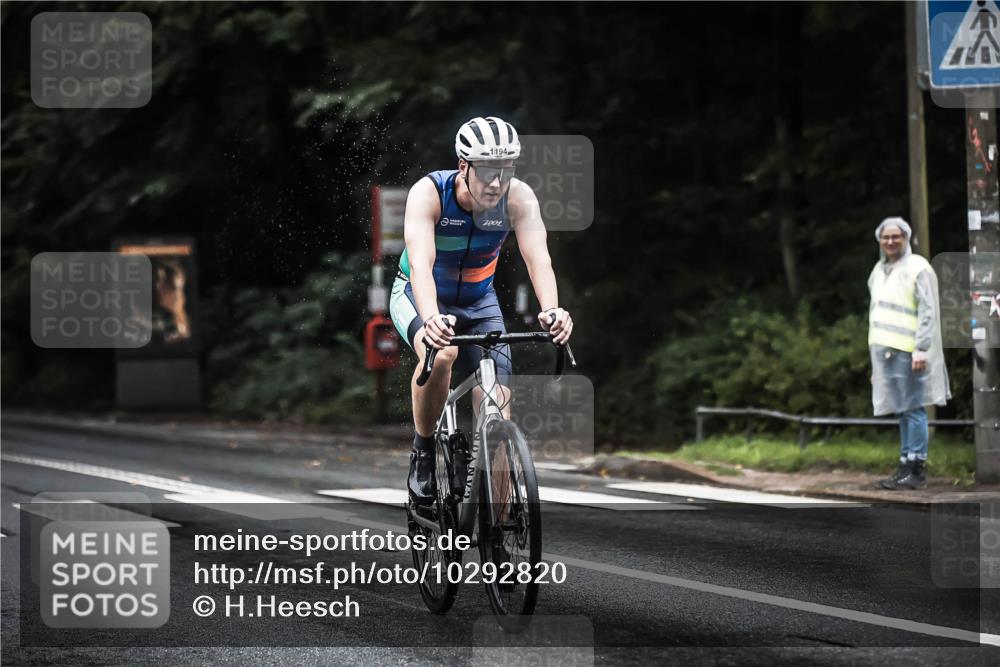 13.09.2026 - Stadtparktriathlon H.Heesch http://msf.ph/oto/10292820 13.09.2026 12:45:42 Radfahren 1087, 1137, 1138, 1194, 1254 meine-sportfotos.de