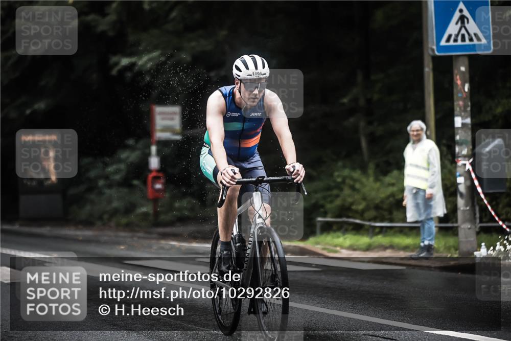 13.09.2026 - Stadtparktriathlon H.Heesch http://msf.ph/oto/10292826 13.09.2026 12:45:42 Radfahren 1087, 1137, 1138, 1194, 1254 meine-sportfotos.de