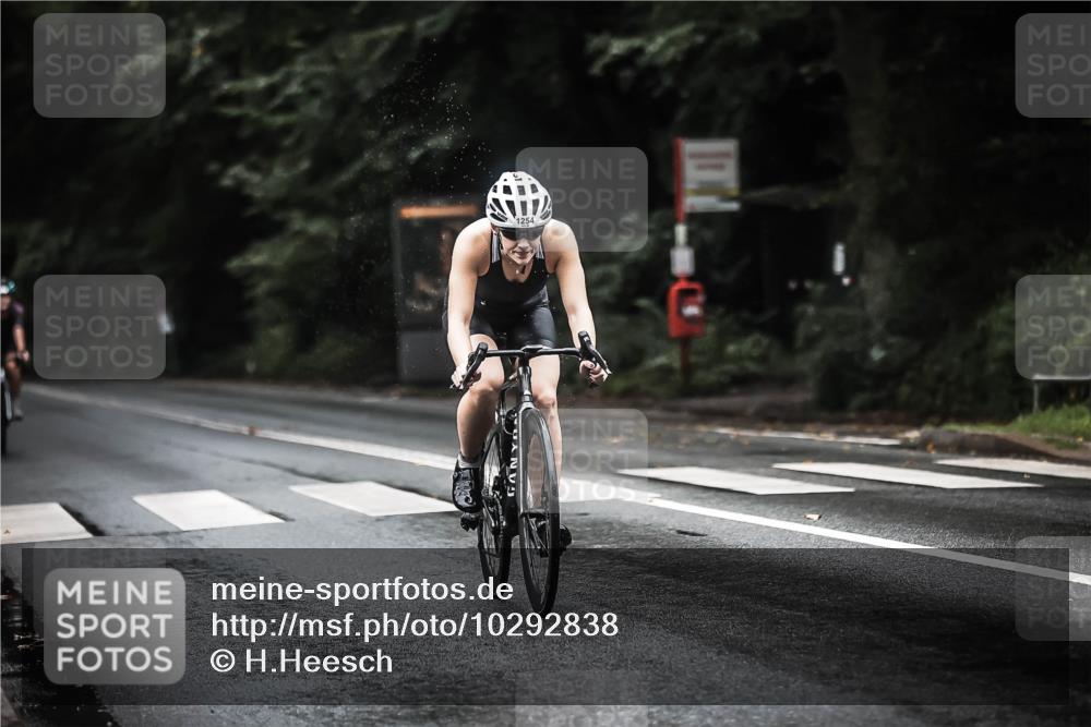 13.09.2026 - Stadtparktriathlon H.Heesch http://msf.ph/oto/10292838 13.09.2026 12:45:44 Radfahren 1087, 1137, 1138, 1153, 1194, 1254, 1255 meine-sportfotos.de