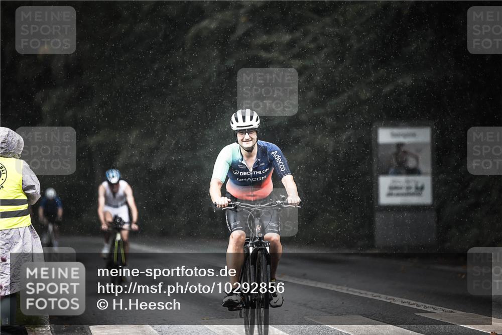 13.09.2026 - Stadtparktriathlon H.Heesch http://msf.ph/oto/10292856 13.09.2026 11:38:24 Radfahren 589, 745, 874, 895, 945 meine-sportfotos.de
