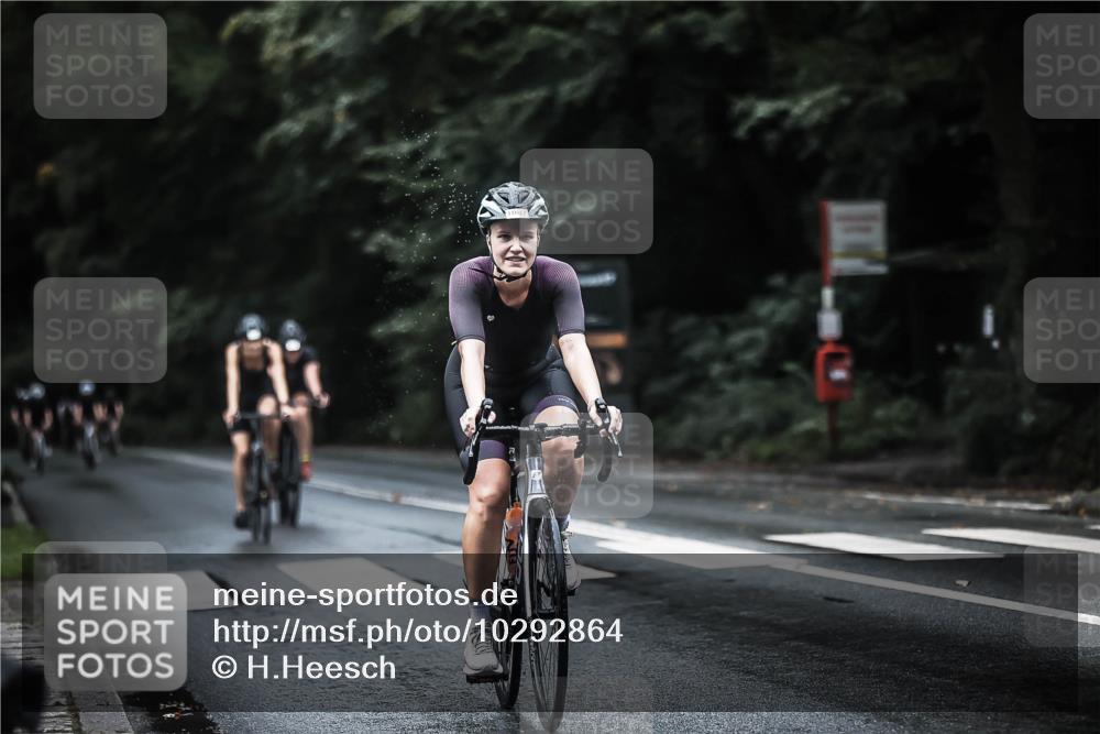 13.09.2026 - Stadtparktriathlon H.Heesch http://msf.ph/oto/10292864 13.09.2026 12:45:48 Radfahren 1087, 1136, 1153, 1194, 1232, 1254, 1255 meine-sportfotos.de