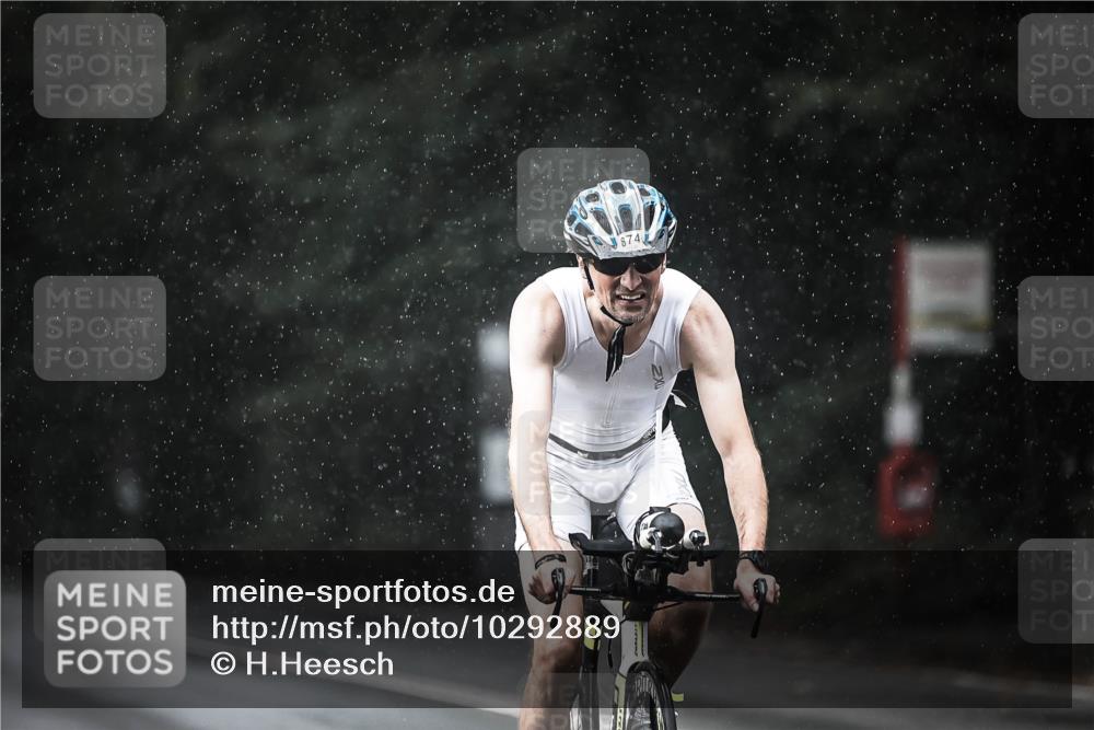 13.09.2026 - Stadtparktriathlon H.Heesch http://msf.ph/oto/10292889 13.09.2026 11:38:27 Radfahren 589, 745, 874, 933, 945 meine-sportfotos.de