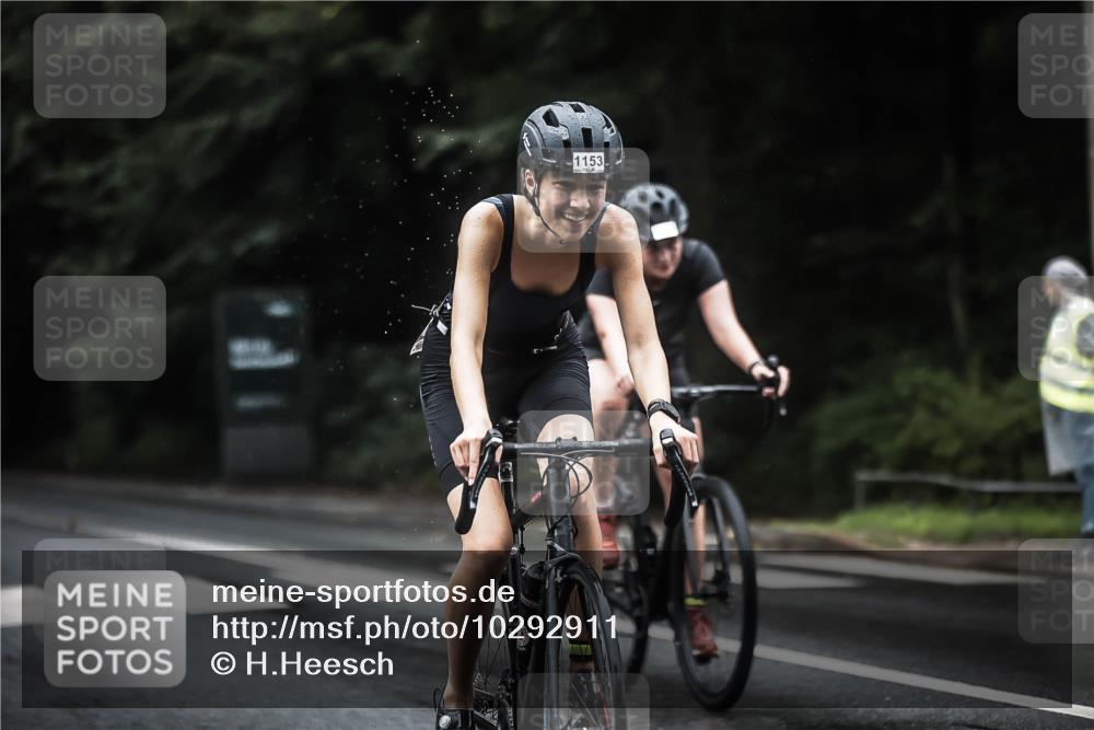 13.09.2026 - Stadtparktriathlon H.Heesch http://msf.ph/oto/10292911 13.09.2026 12:45:50 Radfahren 1087, 1136, 1153, 1232, 1254, 1255 meine-sportfotos.de