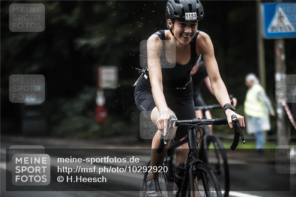13.09.2026 - Stadtparktriathlon H.Heesch http://msf.ph/oto/10292920 13.09.2026 12:45:50 Radfahren 1087, 1136, 1153, 1232, 1254, 1255 meine-sportfotos.de