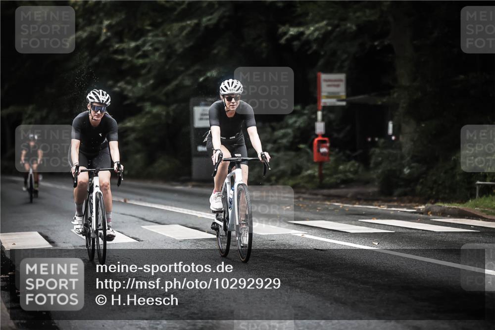 13.09.2026 - Stadtparktriathlon H.Heesch http://msf.ph/oto/10292929 13.09.2026 12:45:54 Radfahren 1136, 1153, 1228, 1232, 1242, 1245, 1255, 1261, 1282 meine-sportfotos.de