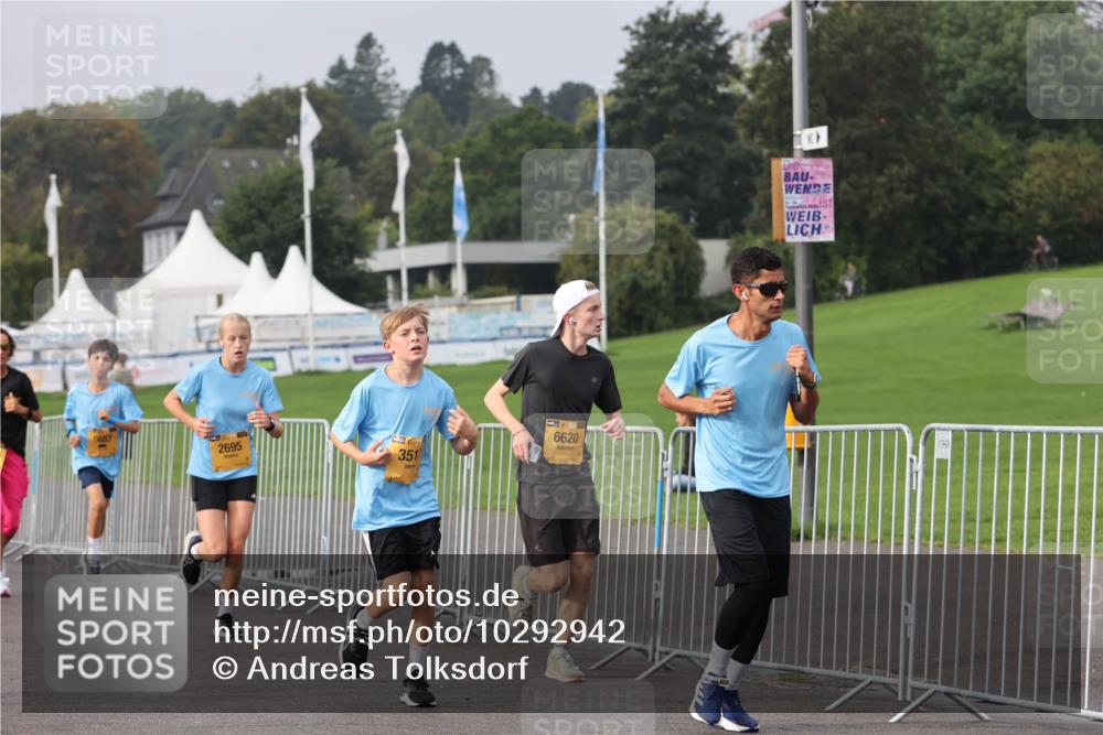 13.09.2026 - Kiel Lauf Andreas Tolksdorf http://msf.ph/oto/10292942 13.09.2026 09:25:09 Kiellinie 2695, 351, 39, 6620 meine-sportfotos.de
