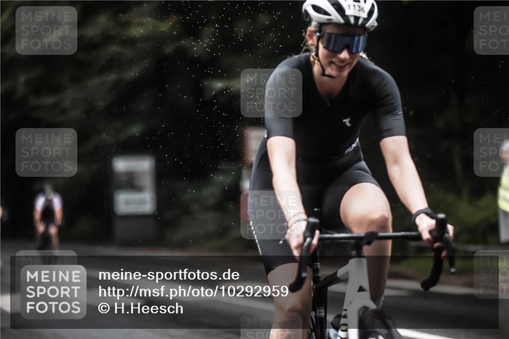 13.09.2026 - Stadtparktriathlon H.Heesch http://msf.ph/oto/10292959 13.09.2026 12:45:56 Radfahren 1136, 1228, 1232, 1242, 1245, 1255, 1261, 1282 meine-sportfotos.de