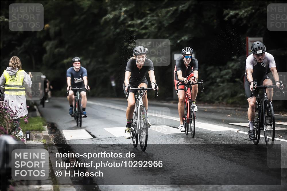 13.09.2026 - Stadtparktriathlon H.Heesch http://msf.ph/oto/10292966 13.09.2026 12:45:58 Radfahren 1136, 1228, 1232, 1242, 1245, 1248, 1261, 1282 meine-sportfotos.de