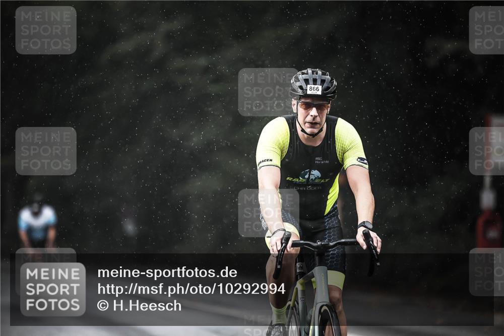 13.09.2026 - Stadtparktriathlon H.Heesch http://msf.ph/oto/10292994 13.09.2026 11:38:35 Radfahren 866, 907, 933, 939, 945 meine-sportfotos.de