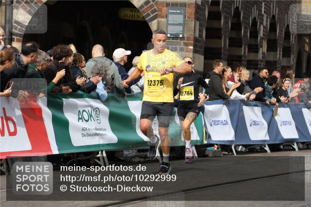 13.09.2026 - 21. swb-Marathon Bremen Strokosch-Dieckow http://msf.ph/oto/10292999 13.09.2026 10:47:00 Ziel 10590, 10897, 11110, 11155, 12035, 13511, 10744, 11060, 11650, 11651, 11814, 12298, 12415, 12470, 13589, 13613 meine-sportfotos.de