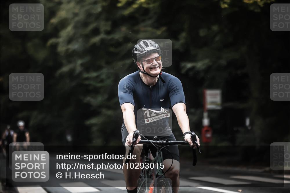 13.09.2026 - Stadtparktriathlon H.Heesch http://msf.ph/oto/10293015 13.09.2026 12:46:00 Radfahren 1136, 1228, 1232, 1242, 1245, 1248, 1261, 1282 meine-sportfotos.de