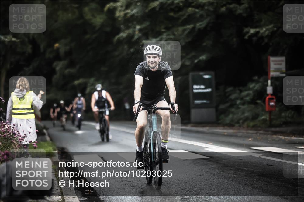 13.09.2026 - Stadtparktriathlon H.Heesch http://msf.ph/oto/10293025 13.09.2026 12:46:03 Radfahren 1065, 1228, 1242, 1245, 1248, 1261, 1282 meine-sportfotos.de
