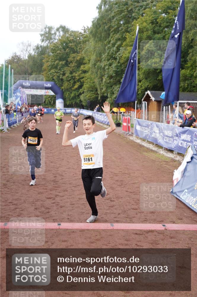 13.09.2026 - Airport Race Dennis Weichert http://msf.ph/oto/10293033 13.09.2026 10:32:33 Ziel 4142, 4160, 4183, 5035, 5161, 5321, 5437, 5482 meine-sportfotos.de