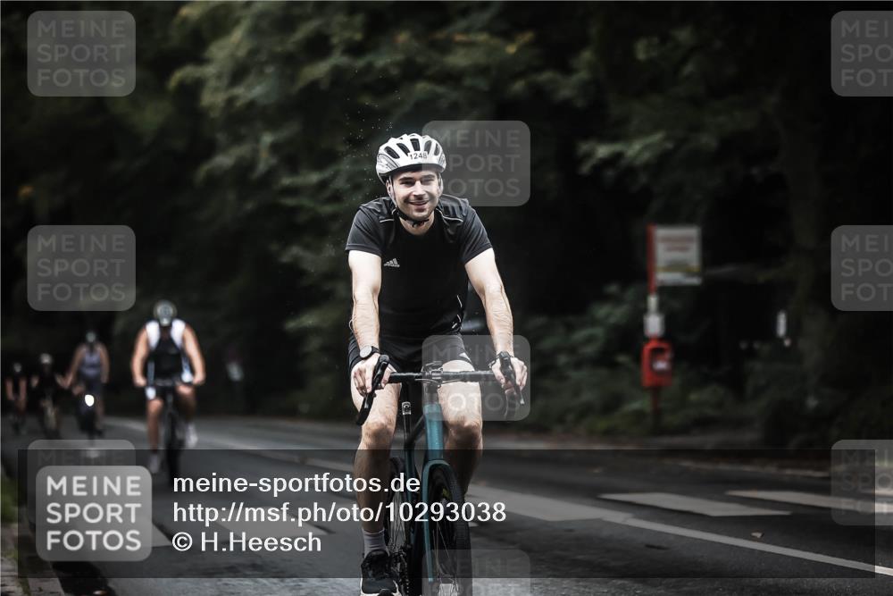 13.09.2026 - Stadtparktriathlon H.Heesch http://msf.ph/oto/10293038 13.09.2026 12:46:04 Radfahren 1052, 1065, 1228, 1242, 1245, 1248, 1261 meine-sportfotos.de