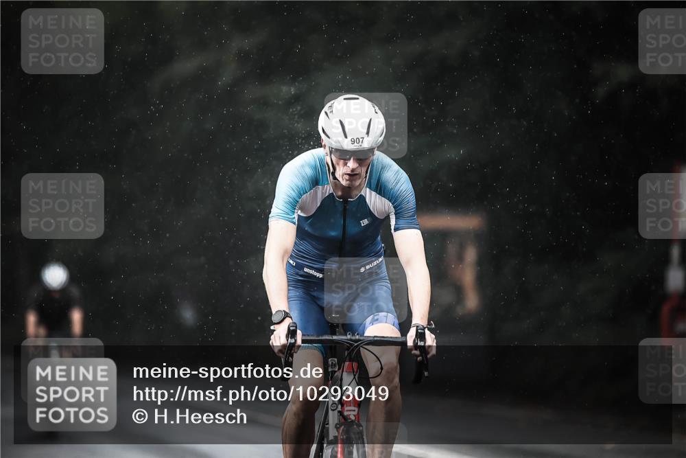 13.09.2026 - Stadtparktriathlon H.Heesch http://msf.ph/oto/10293049 13.09.2026 11:38:40 Radfahren 860, 866, 907, 939 meine-sportfotos.de